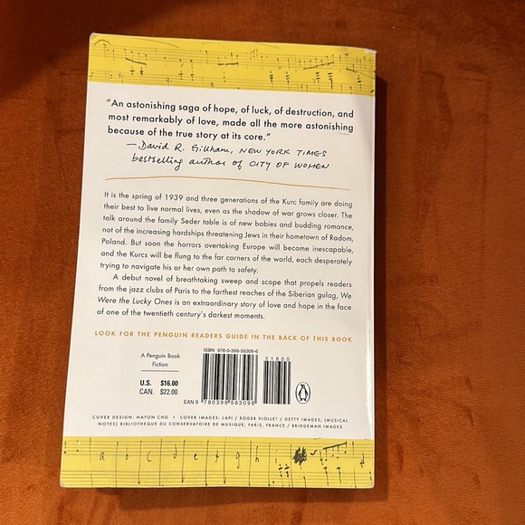 We Were the Lucky Ones by Georgia Hunter - Picture 3 of 3